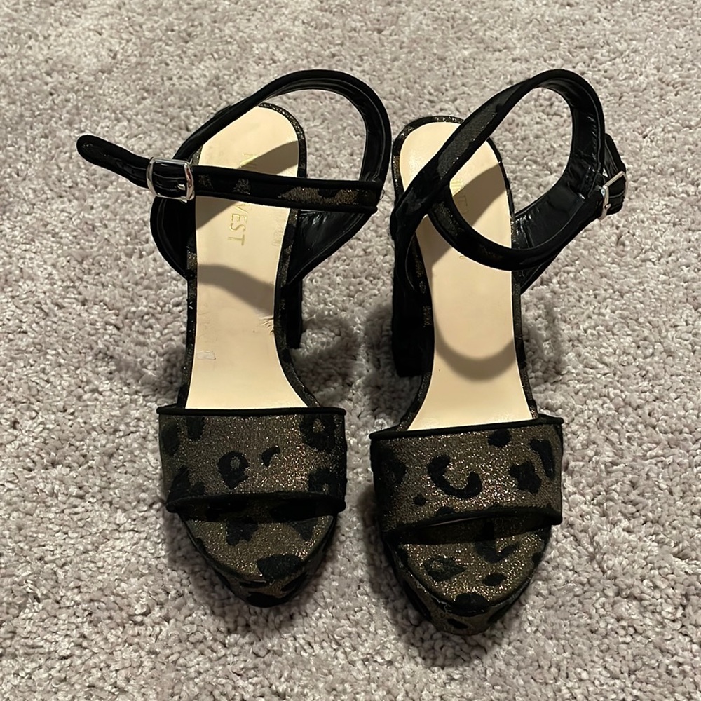 Nine West platform Heels Cheetah Print Textured